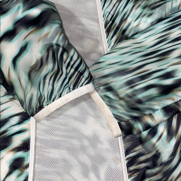 Nike windbreaker - Picture 3 of 3